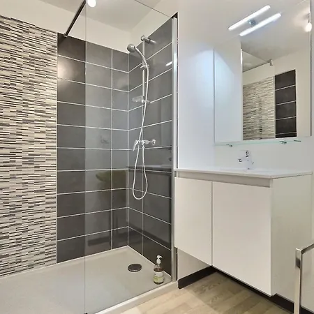Spacious Maisonette Near The Beach Holiday home *